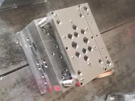 CNC���ӹ���